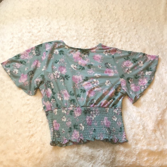 Top - Picture 2 of 3